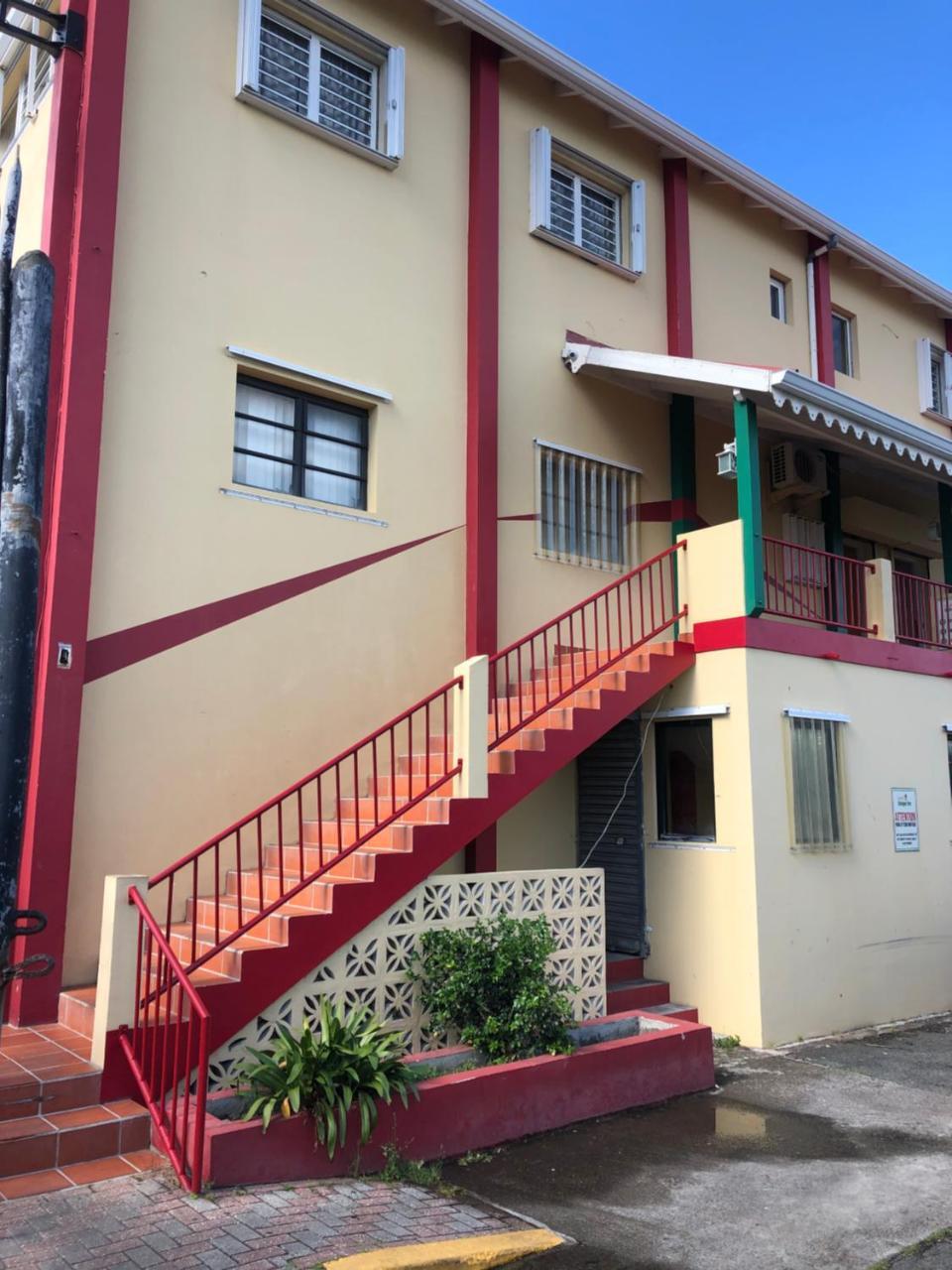 Carl'S Unique Inn & Conference Facilities Simpson Bay Exterior photo
